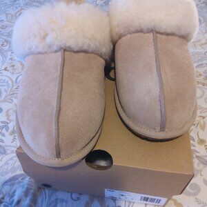 Ugg Scuffette Slippers Size 9 Women's